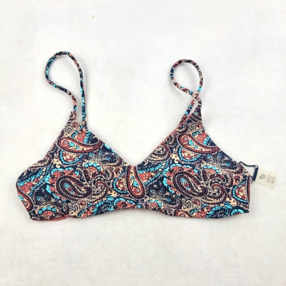 Full tilt reversible paisley swim top unlined, no‎ underwire Size XS